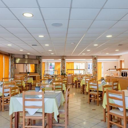 Village Inn Studios & Family Apartments Laganas Exteriör bild